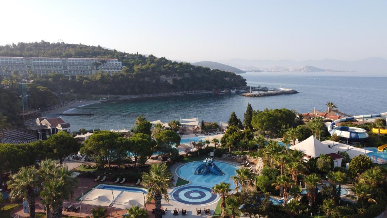 Pine Bay Holiday Resort Kusadası Exterior foto A view of the resort