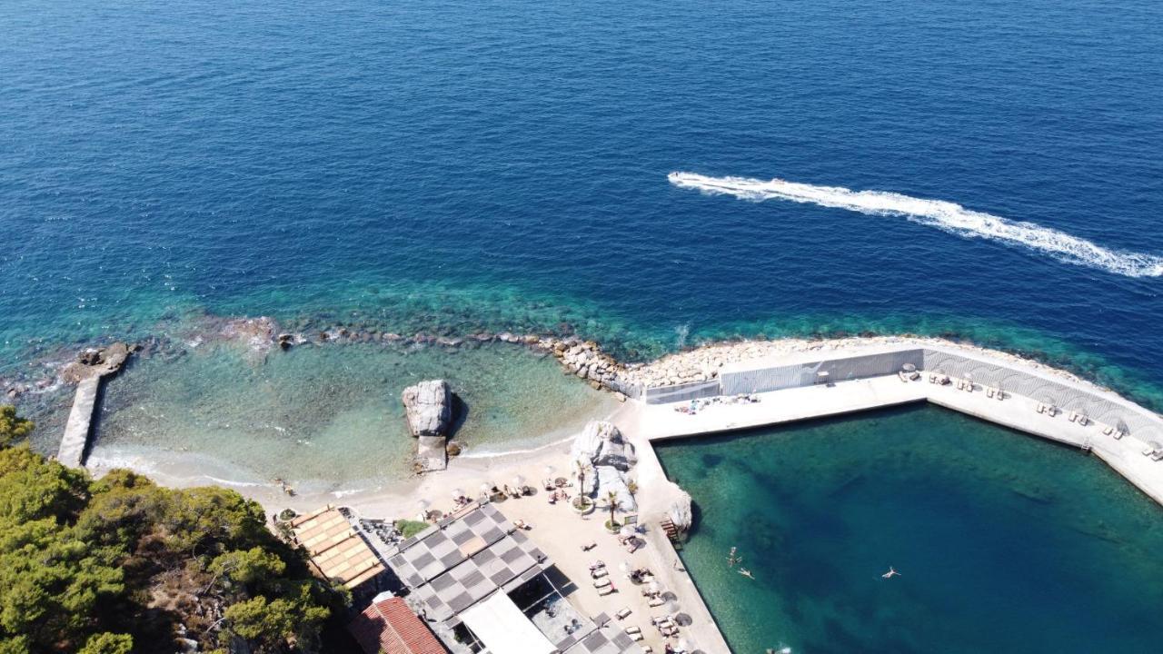 Pine Bay Holiday Resort Kusadası Exterior foto Aerial view of the Port of Rafina