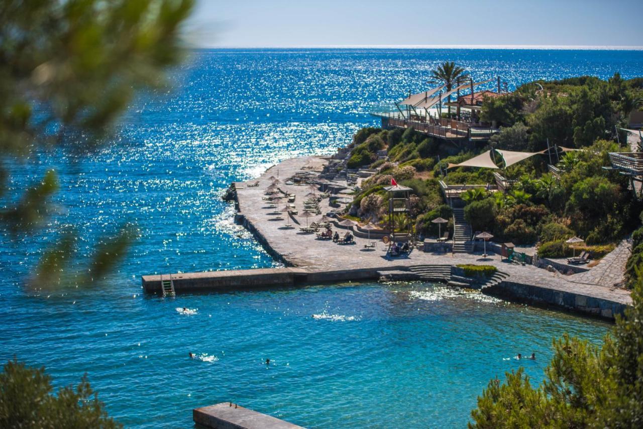 Pine Bay Holiday Resort Kusadası Exterior foto The beach of the resort