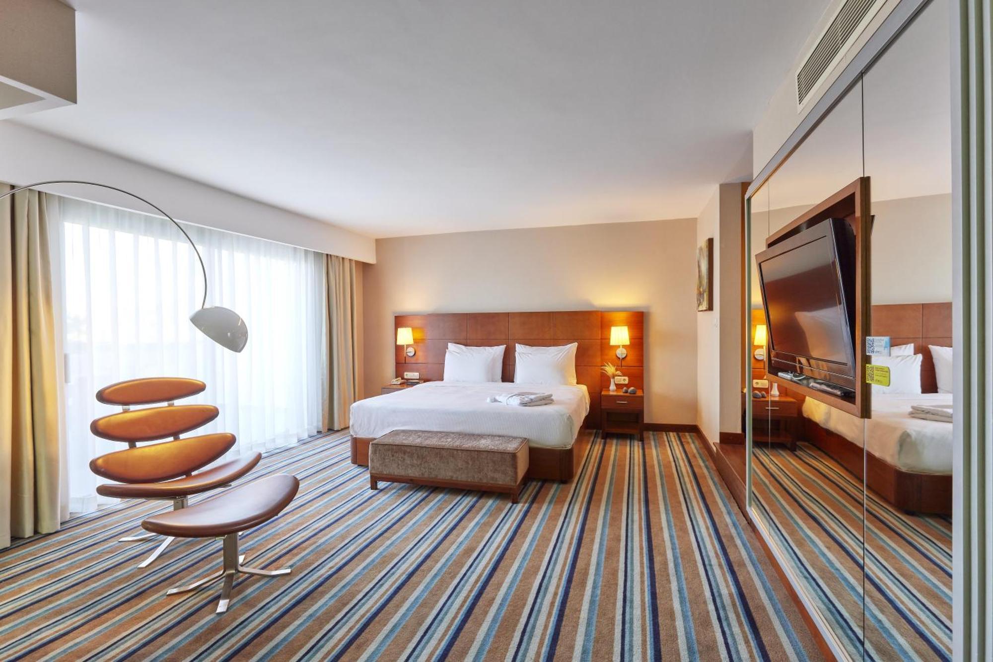 Pine Bay Holiday Resort Kusadası Quarto foto Suite
